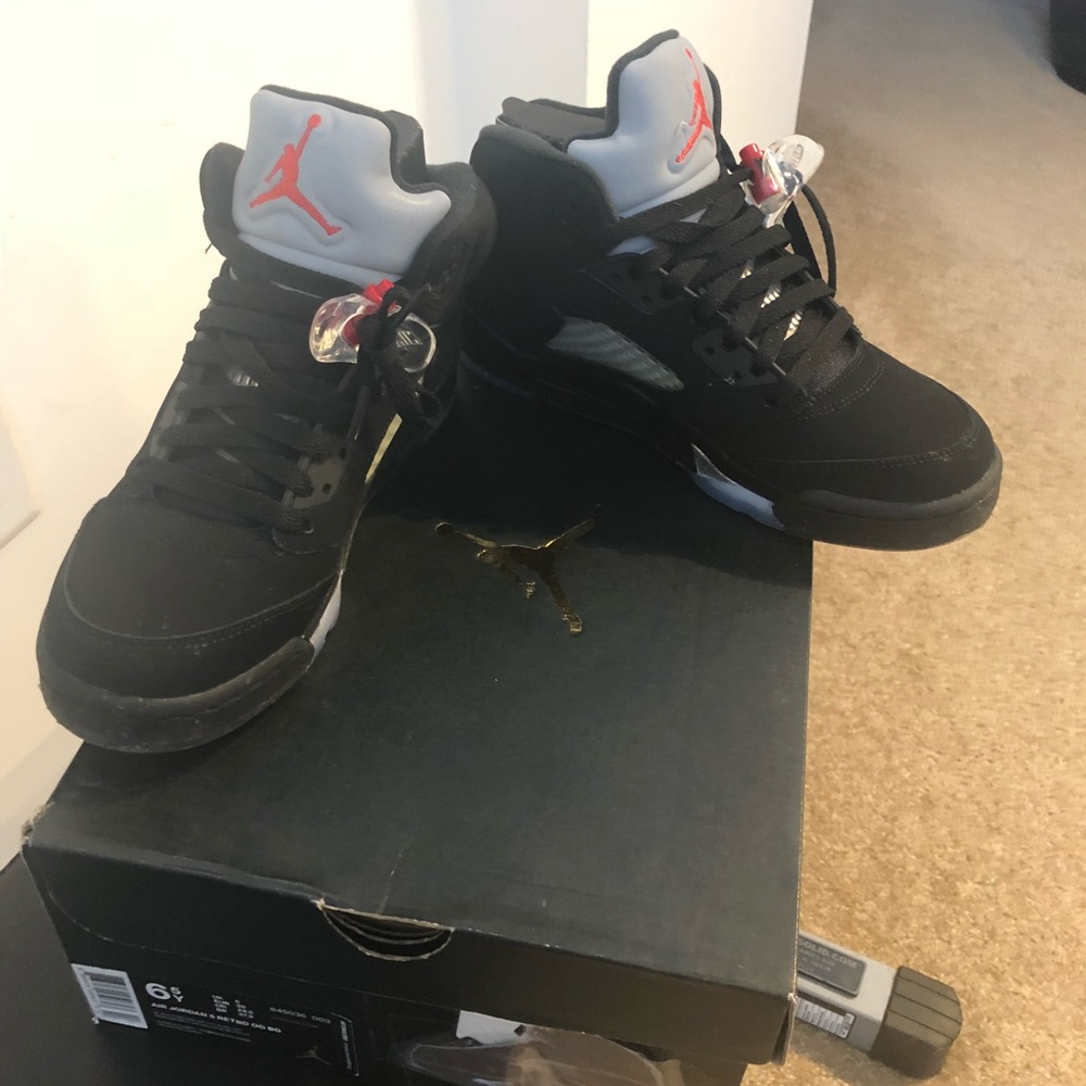 Jordan metallic 5